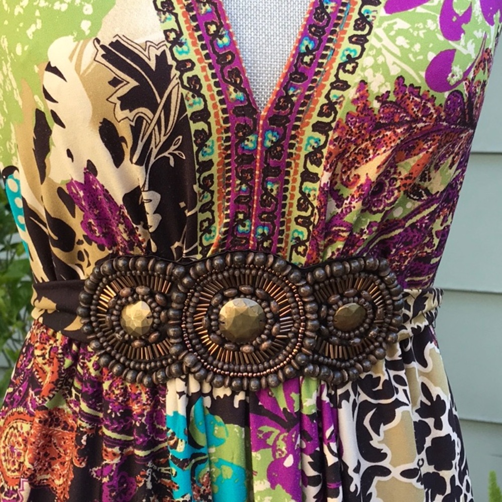 Dress - Picture 7 of 7